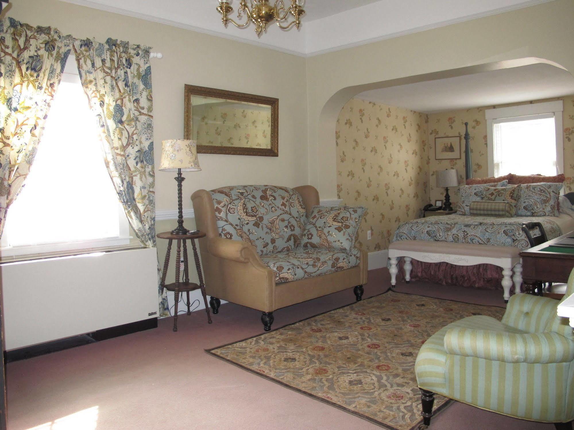 Mary Prentiss Inn Cambridge Bagian luar foto